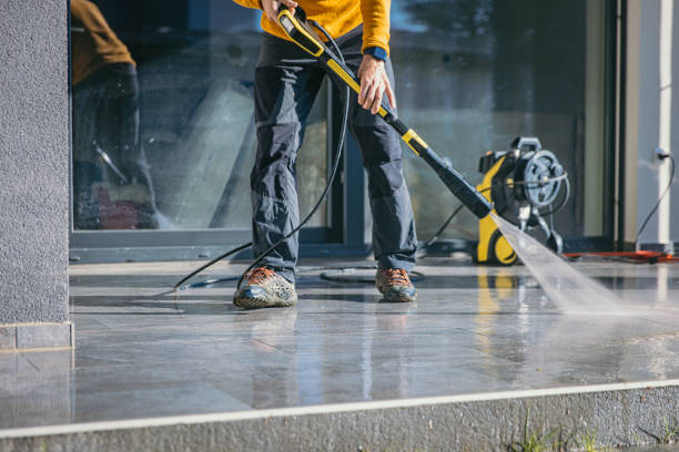 Best Garage Pressure Washing  in Sturgeon, MO